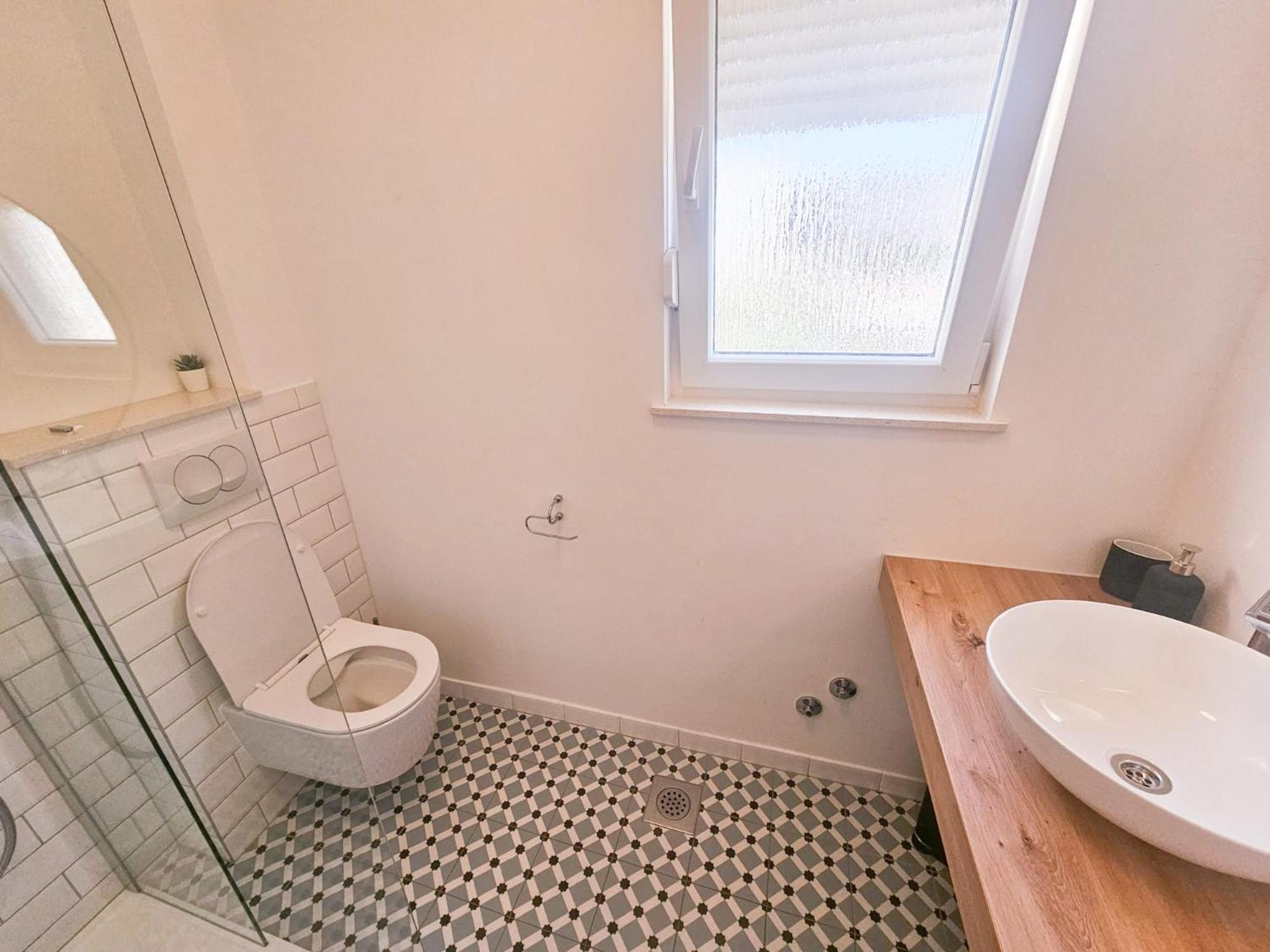T&T Sea View Apartments Трогір Екстер'єр фото