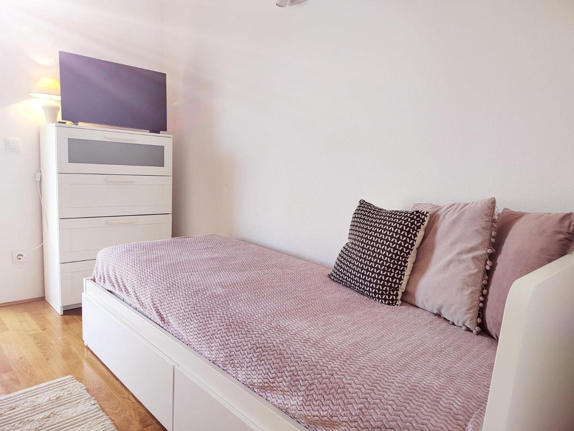 T&T Sea View Apartments Трогір Екстер'єр фото
